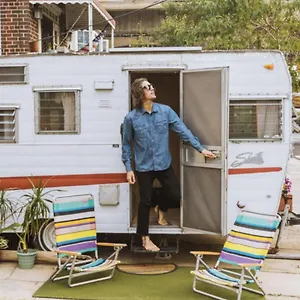 60s Surf Camper With Nyc Skyline View In Rockaway Chalet
