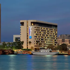 Radisson Blu Hotel, Deira Creek 5*, Dubai Förenade Arabemiraten