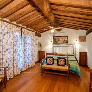 Casa Del Chiodo , Torniella Italia